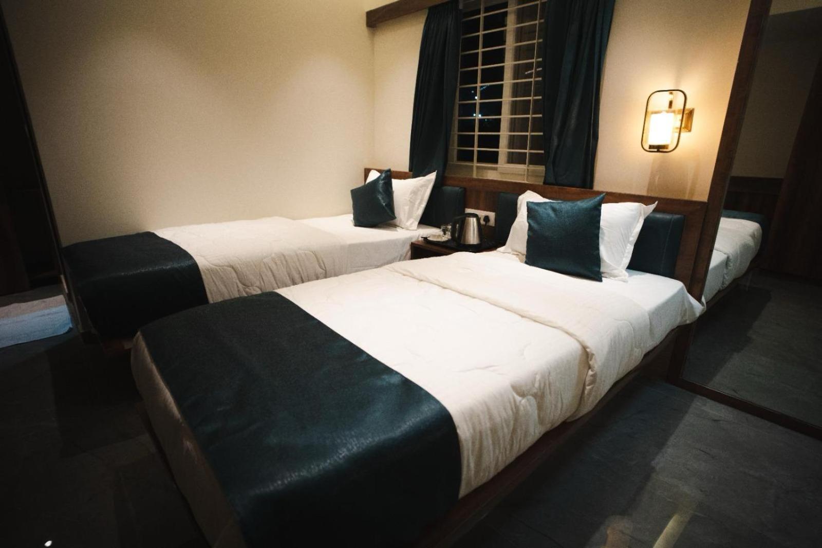 Hotel Aasare Inn Bengaluru Zewnętrze zdjęcie